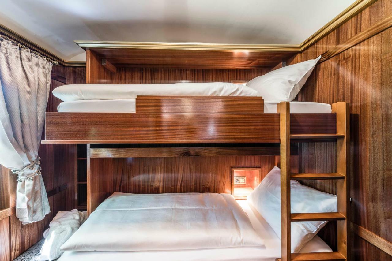 Luxury Lodge - Lener Express คัมโป ดิ เทรนส์ ภายนอก รูปภาพ